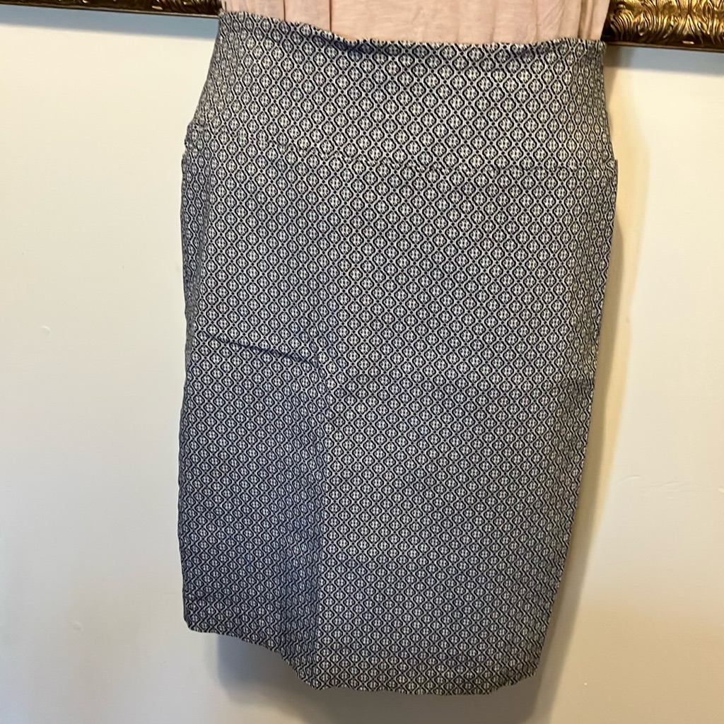 True Envy Elegant Black And White Patterned Stretch Skirt Sz Medium